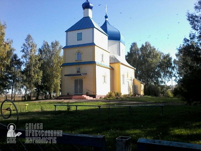 Представник Київського Патріархату жорстоко побив вірянку УПЦ 