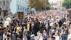 Політексперт: влаштовувати гоніння на УПЦ — означає перекривати доступ повітря суспільству