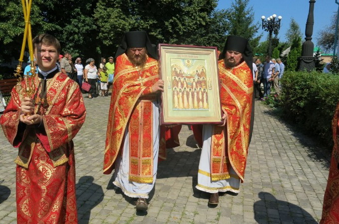 В Полтавській єпархії УПЦ вшанували пам'ять преподобномучеників Мгарських