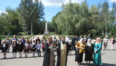 В Украинской Православной Церкви молились за детей, погибших на Донбассе