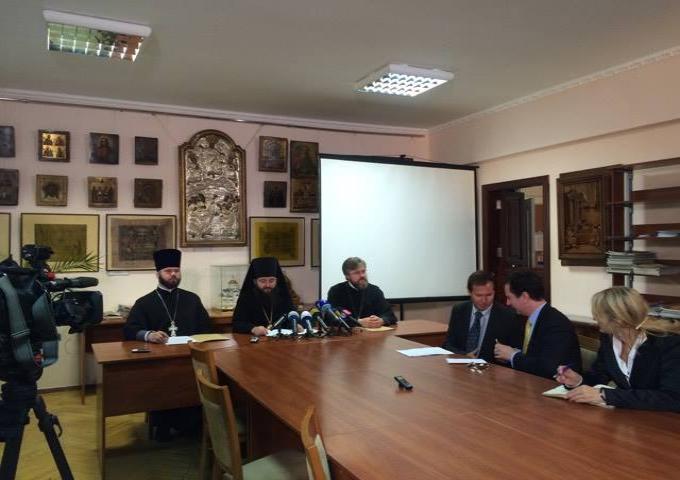 UOC Will Inform Foreign Ambassadors and Human Rights Activists About Discrimination of Believers