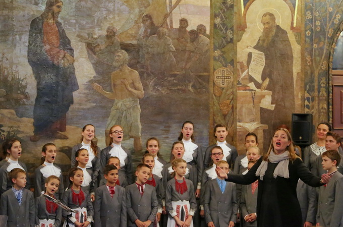 Юні хористи виконали духовні піснеспіви у Київській Лаврі