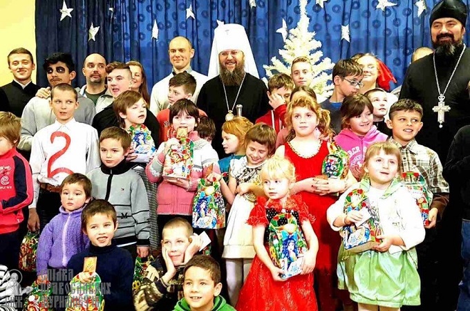 Metropolitan Anthony (Pakanich) congratulates orphaned children on St. Nicholas Day (PHOTO, VIDEO)