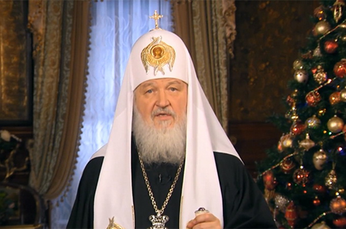 Христиане должны не только призывать следовать идеалам, но и сами их воплощать, – Рождественское послание Предстоятеля РПЦ