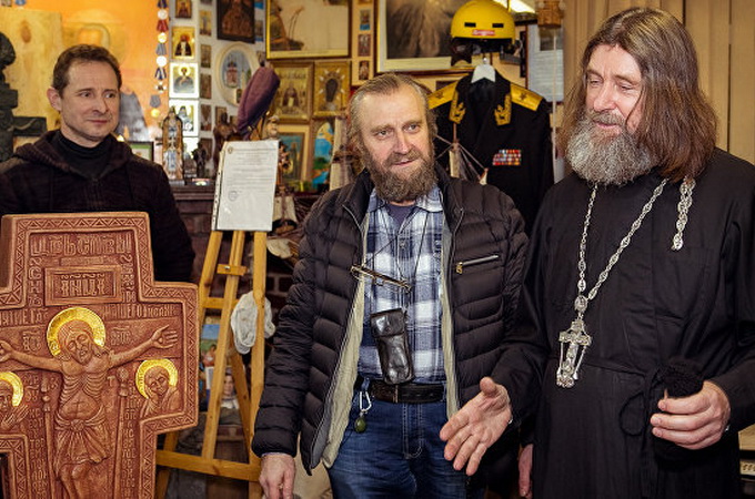 Священник-путешественник Федор Конюхов установит крест на дне Марианской впадины
