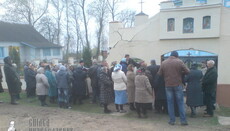 У Дулібах розкольники намагалися зірвати святкове богослужіння УПЦ