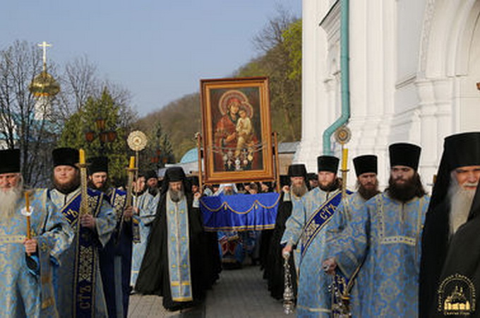 У Донецькій єпархії піднесуть соборні молитви за Церкву