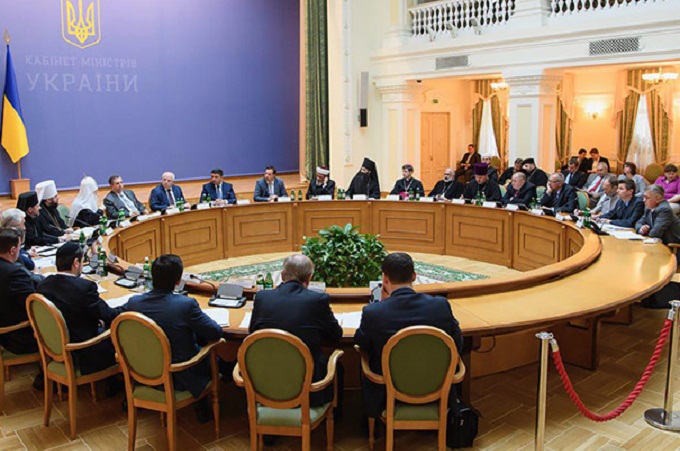 Всеукраїнська Рада Церков виступила за традиційні цінності