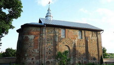 Лукашенко виділить гроші на реставрацію двох церков XII століття