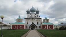 У Тихвінському монастирі вшанували чудотворний образ Божої Матері