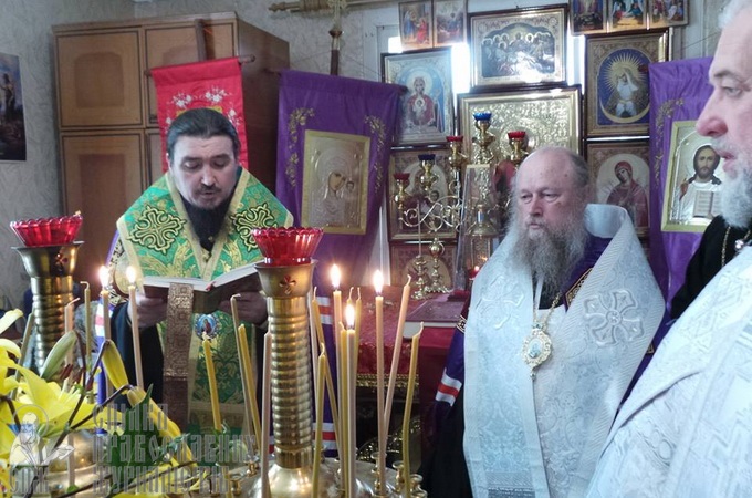 UOC community of Ugrinov supported by bishop of Polish Orthodox Church