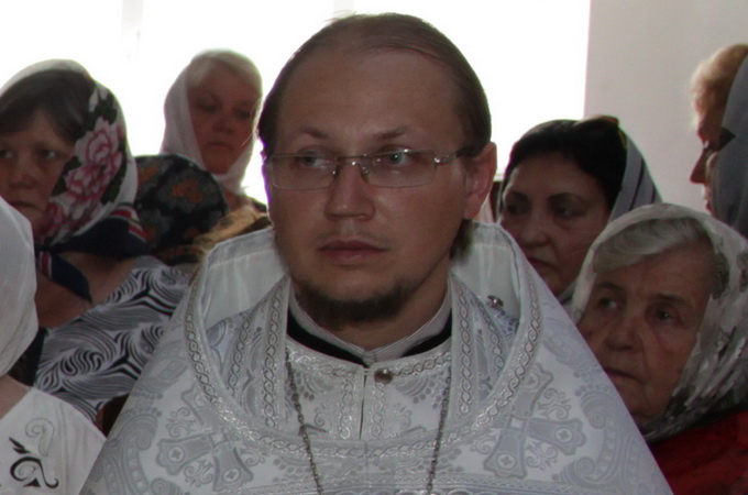 УПЦ: Бывший священник Ровеньковской епархии уклонился в раскол