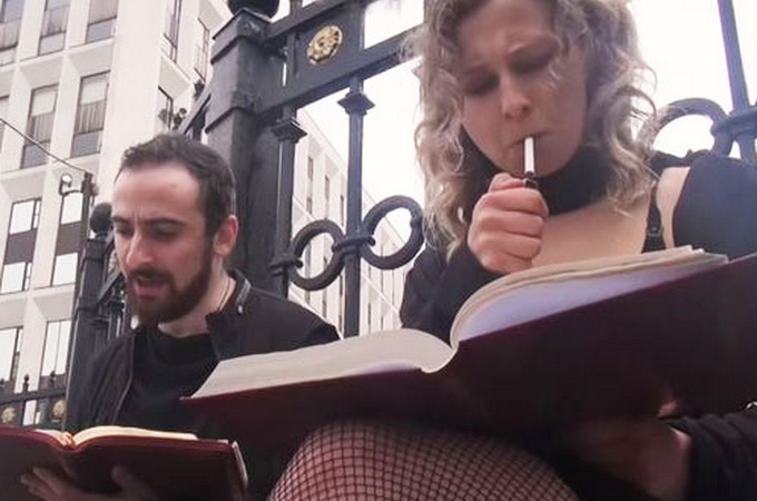 Участница Pussy Riot отличилась очередной кощунственной выходкой