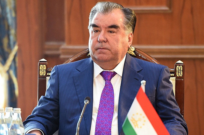 У Таджикистані влада заборонила називати дітей на честь Аллаха