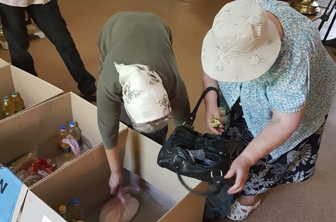 В Одесской епархии оказали помощь 170 переселенцам с Донбасса