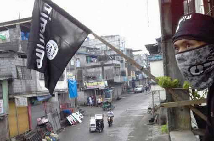 На Філіппінах ісламісти хочуть зробити смертниками заручників-християн