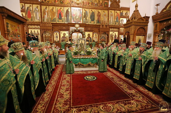 В Святогорской лавре почтили память преподобного Иоанна Затворника (ФОТО)