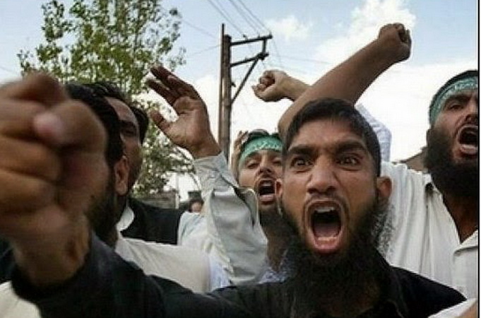 В Швейцарії імам закликав вбивати християн та євреїв