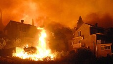 Запалена на могилі лампада спричинила триденну пожежу в Хорватії