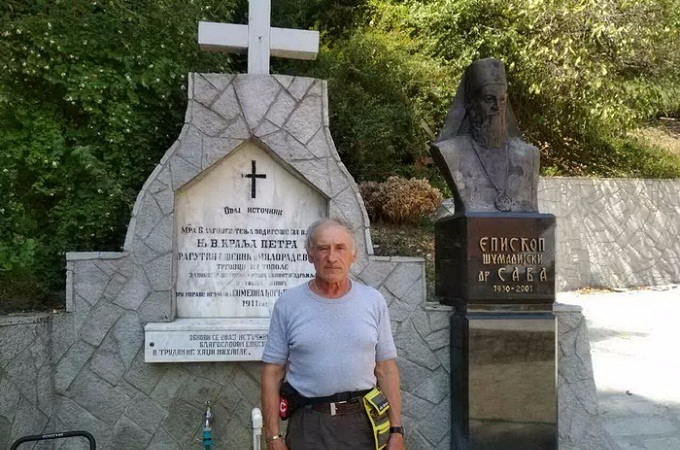 Пенсіонер за два місяці доїхав на велосипеді до Афону з Мінська