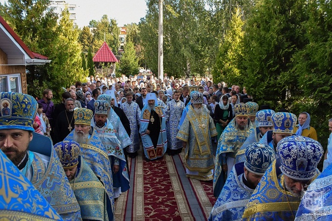 «Тому що приїхав Митрополит Онуфрій!»: як освячували храм у Вінниці