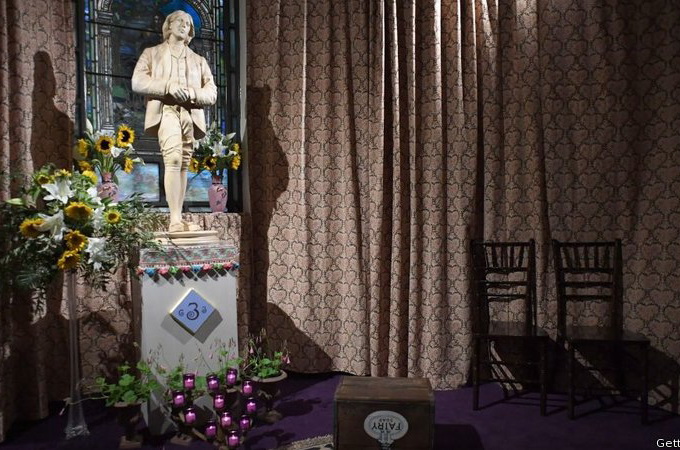 В Нью-Йорке открыли «церковь» в честь известного писателя-гомосексуалиста