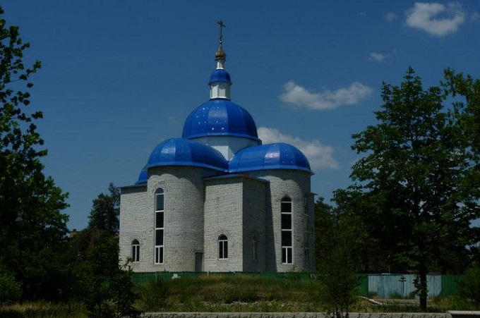 В храм Киева привезли частицы хитона Христа и пояса Богородицы