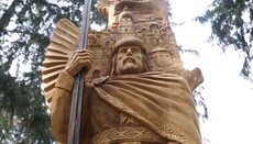В Малине на месте памятника Ленину открыли памятник Владимиру-Крестителю (ВИДЕО)