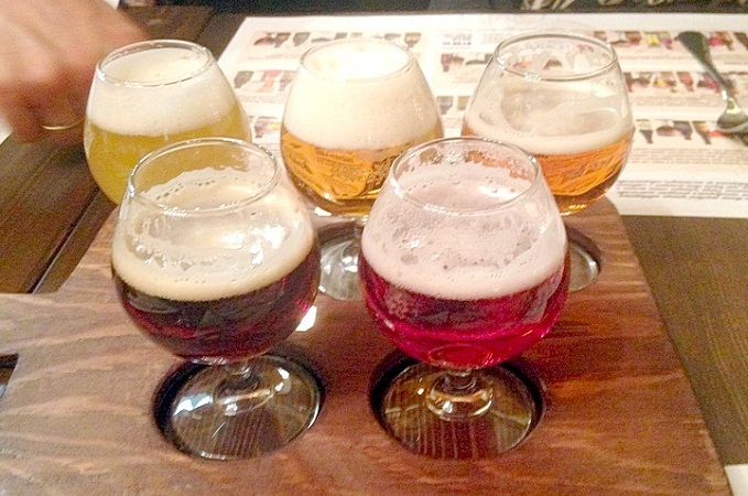 Брюссельський храм торгує пивом, щоб зібрати гроші на реставрацію