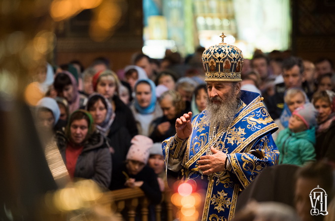 Предстоятель УПЦ поздравил верующих с праздником Покрова 