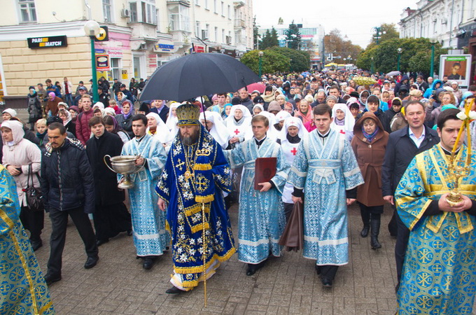 Верующие Сум возмущены бездействием властей в связи с провокацией на Покров