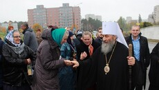 Предстоятель УПЦ підтримав громаду захопленого розкольниками храму с. Птича