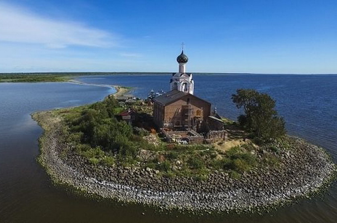 На острові Кам'яному відродили найдавніший монастир