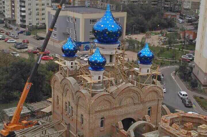 Настоятель храму Успіння Пресвятої Богородиці просить про допомогу