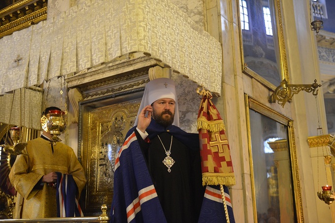 Церковь не принуждает, а лишь напоминает, – митрополит Иларион (Алфеев)