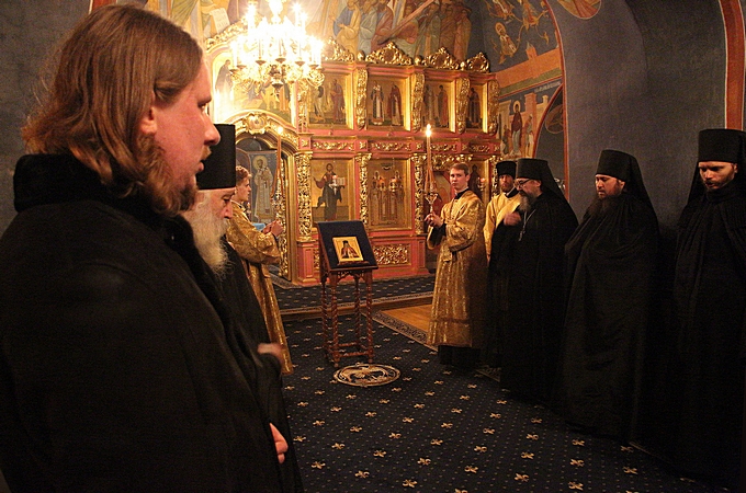 Ікона Луки Кримського, яка 700 разів облетіла Землю, повернулась до монастиря
