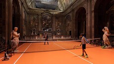 В соборі Мілана влаштували інсталяцію – тенісний корт