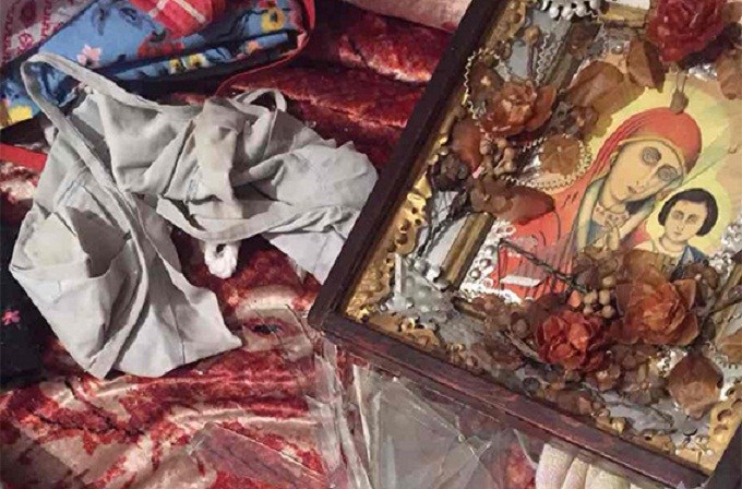 У Дніпрі чоловік іконою ледь не вбив свою бабусю