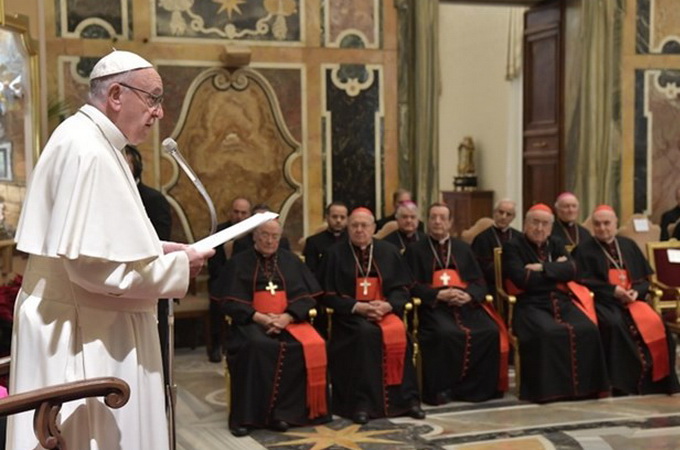 Папа Франциск: реформи у Ватикані – як чищення сфінкса зубною щіткою