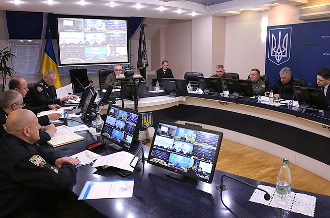 В МВД Украины рассказали, как будут обеспечивать безопасность на Рождество (ВИДЕО)