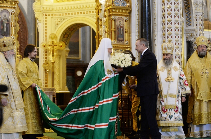 Патріарх Кирил закликав жертвувати лікарні замість вручення йому подарунків