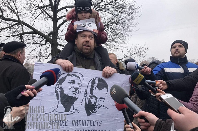 Поджигателей Десятинного монастыря суд отпустил на поруки