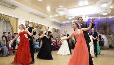 Запорізька православна молодь провела «Олександрівський бал» (ФОТО)