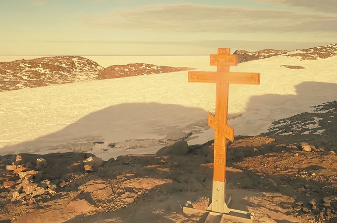 В Мережу виклали фільм про богослужіння афонських монахів в Антарктиді (ВІДЕО)
