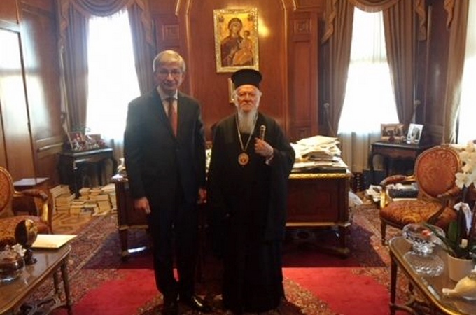 President of World Congress of Ukrainians asks for autocephaly in Istanbul