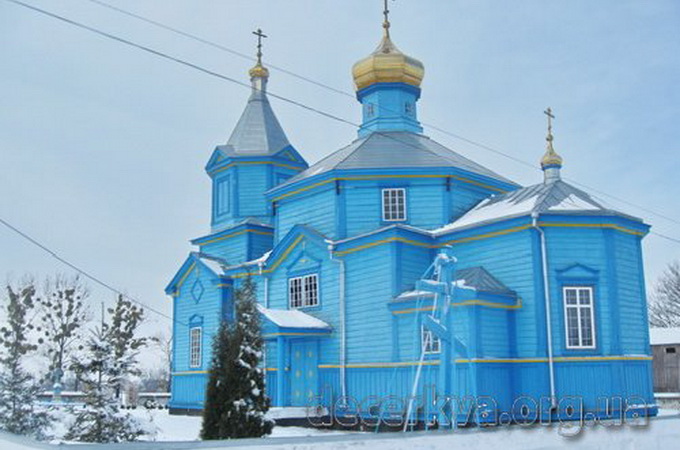 Из столетнего храма УПЦ на Волыни украли три иконы