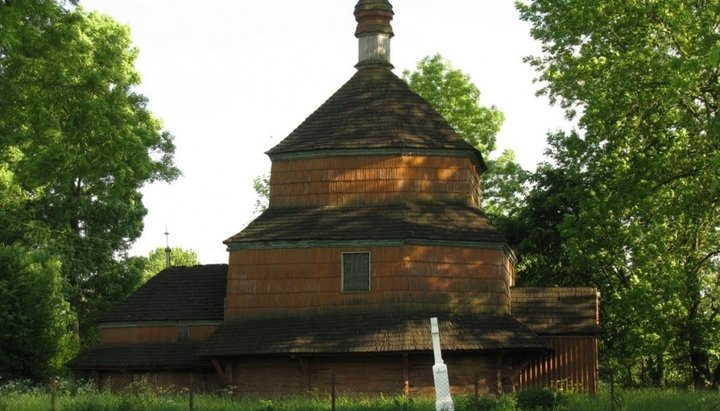 Храм св. Параскевы в Буске