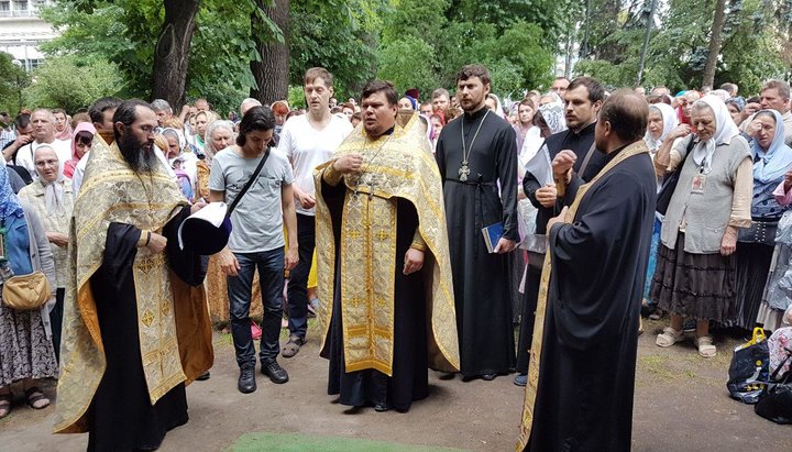 Молебень за збереження християнських сімейних цінностей та про дарування миру в Україні