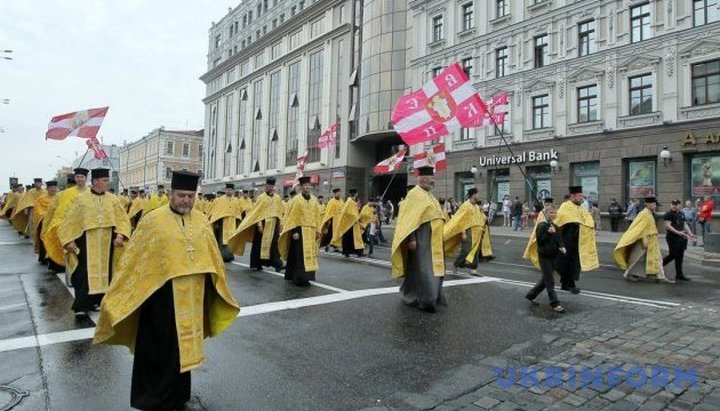 В Греції відзначили використання адмінресурсу для збору людей на «ходу» КП