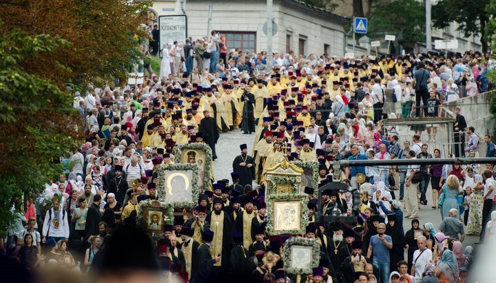 В УПЦ розповіли про святині хресного ходу в День Хрещення Русі